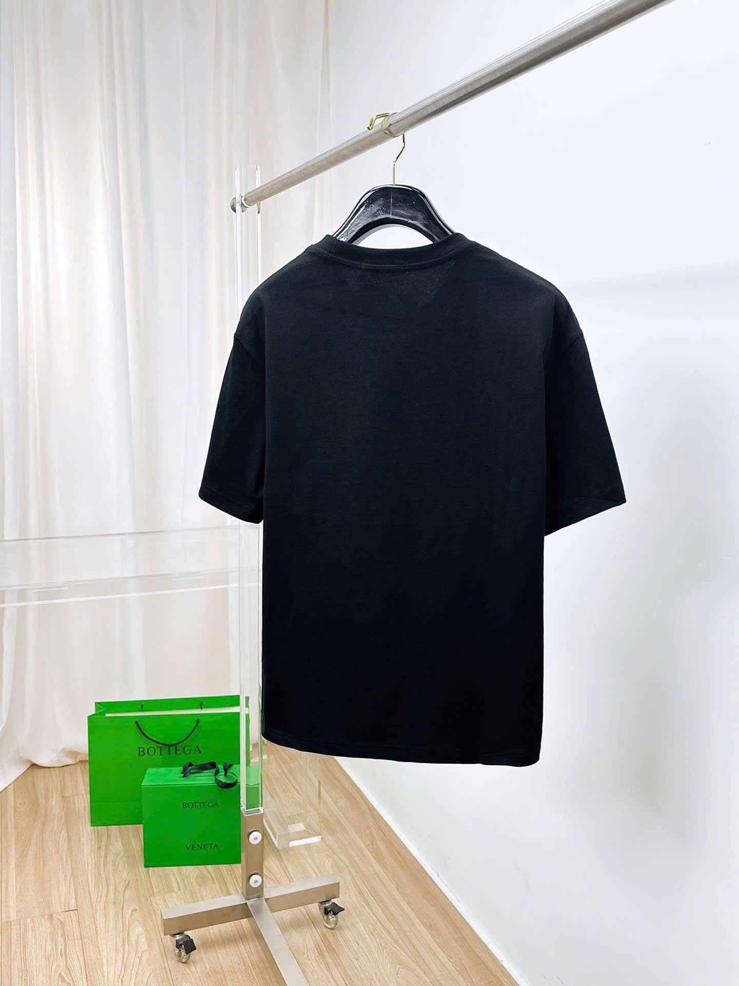 아크테릭스 자수 로고 남성 반팔티 (2컬러)