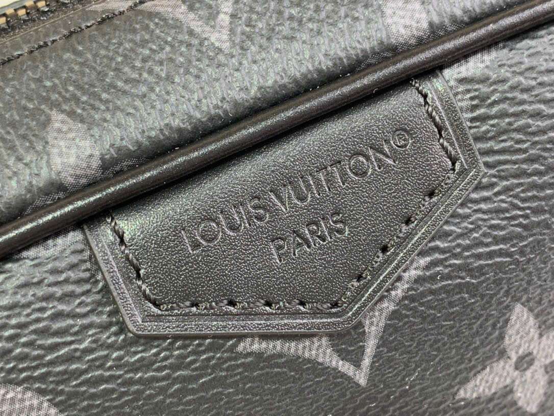 루이비통 Trocadéro 남성 가방