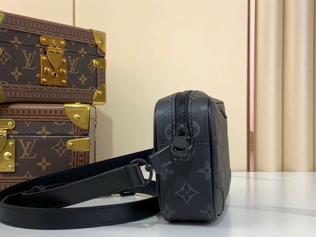 루이비통 Trocadéro 남성 가방