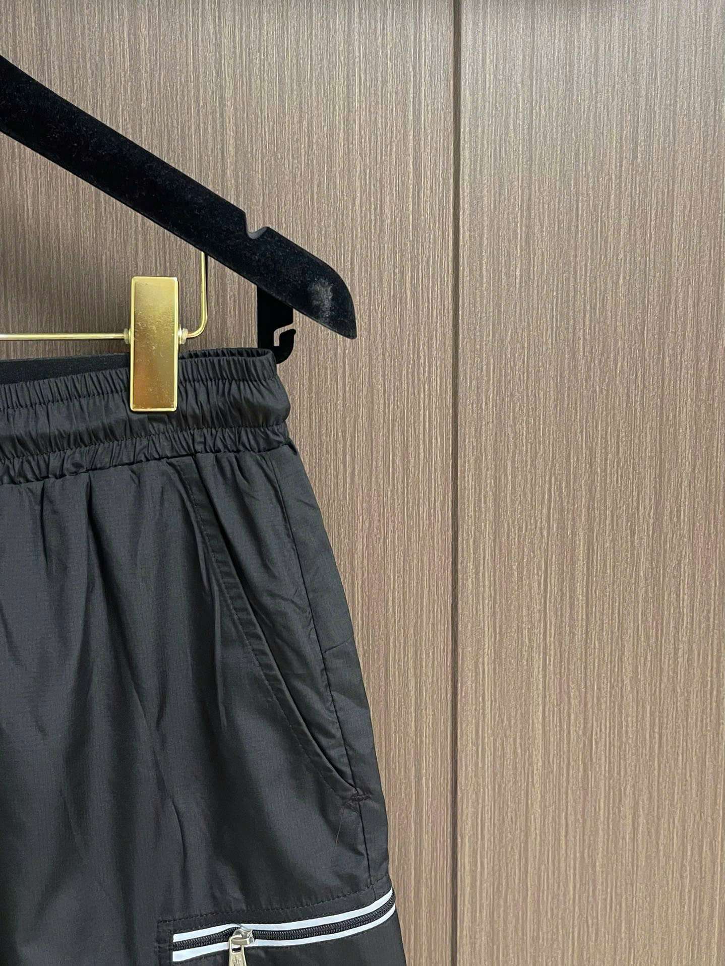 몽클레르 베이직 로고 남성 하의