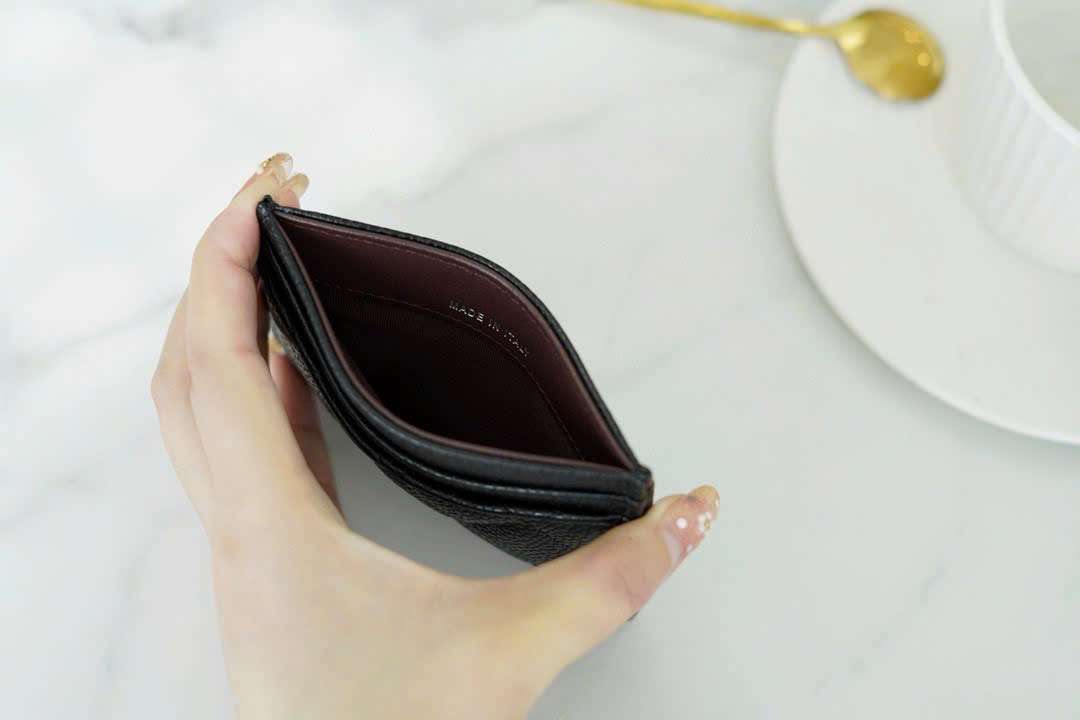 샤넬 CLASSIC CASE CAVIAR 여성 카드 지갑