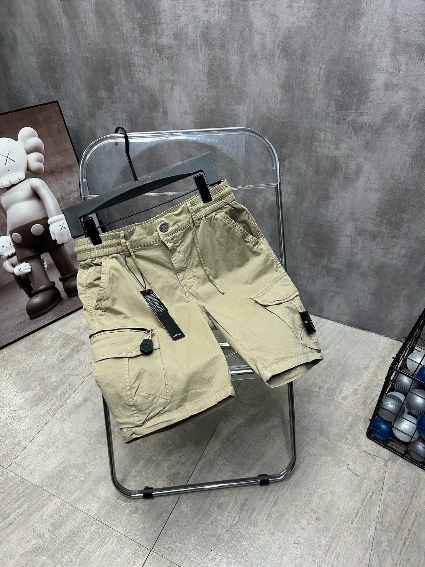 스톤아일랜드 나침반 포켓 로고 남성 반바지