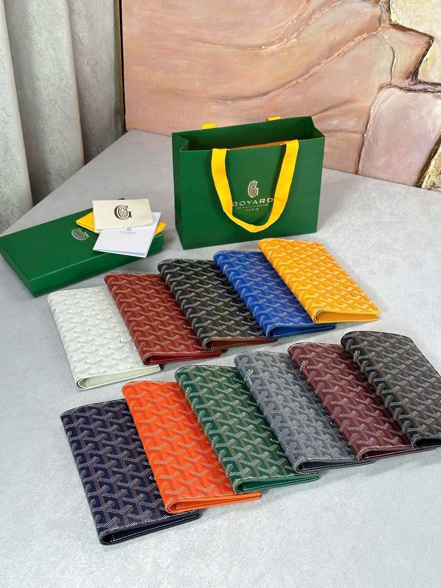 고야드 Saint Pierre 여성 카드 지갑