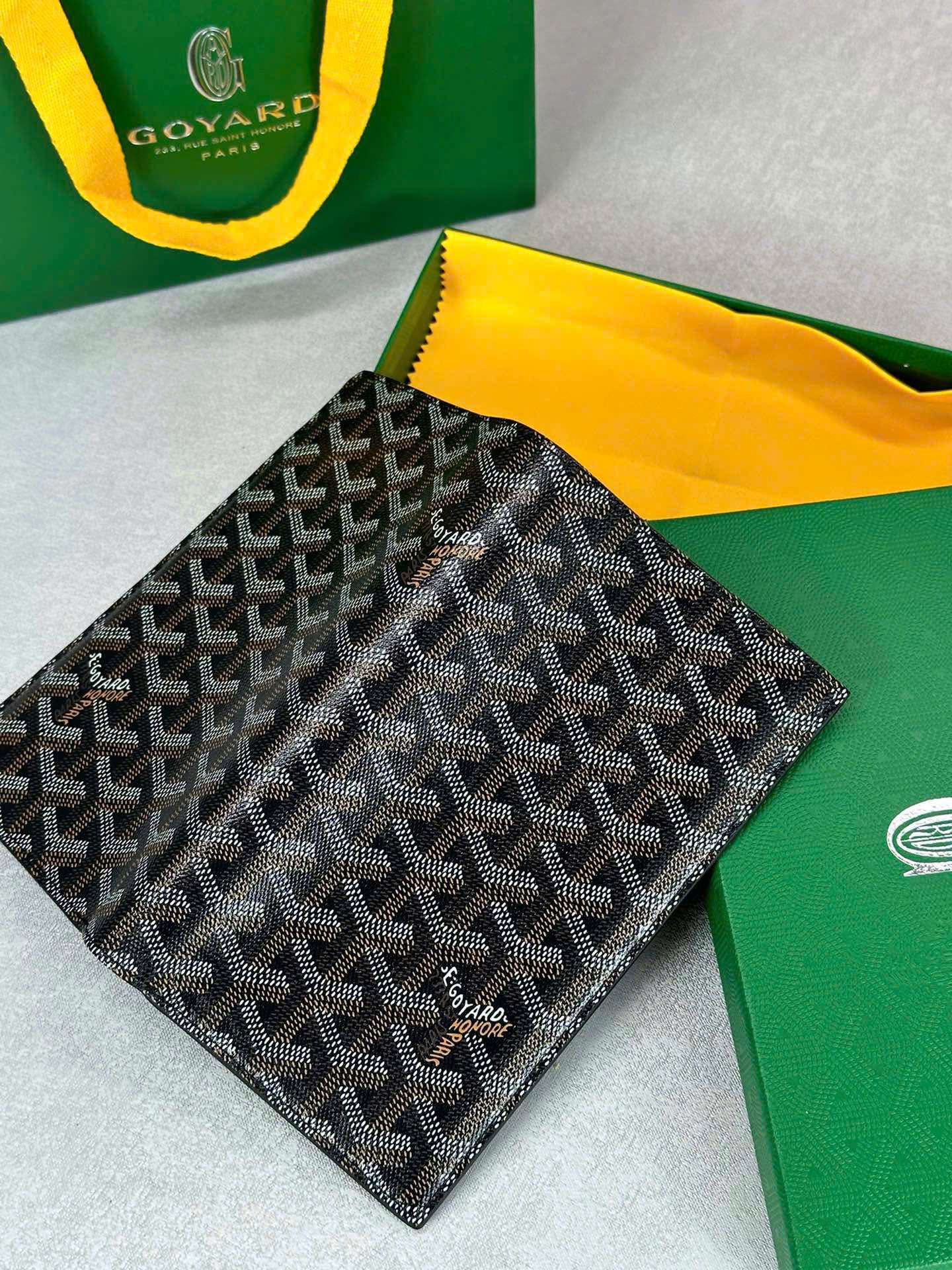 고야드 Saint Pierre 여성 카드 지갑