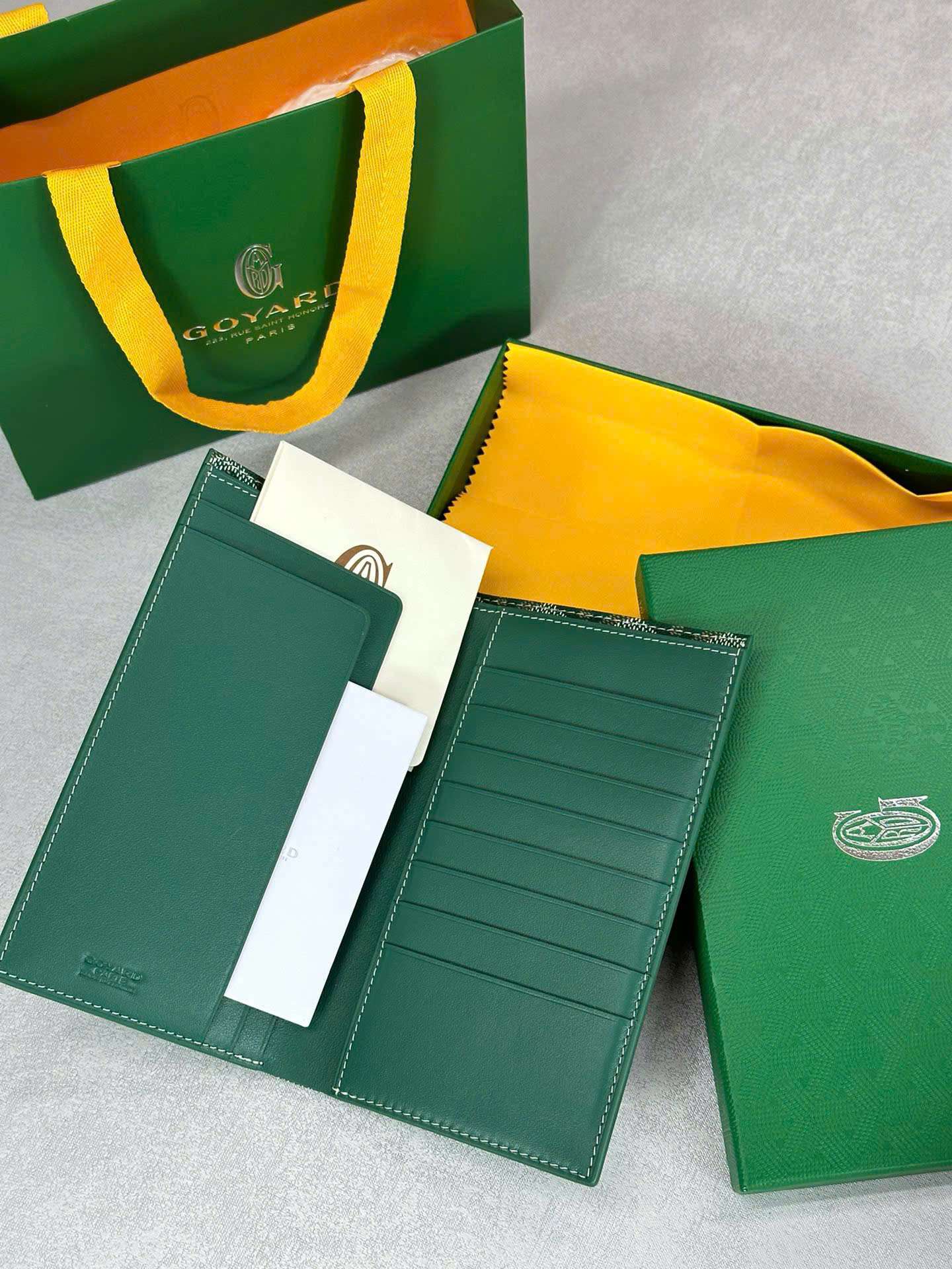 고야드 Saint Pierre 여성 카드 지갑