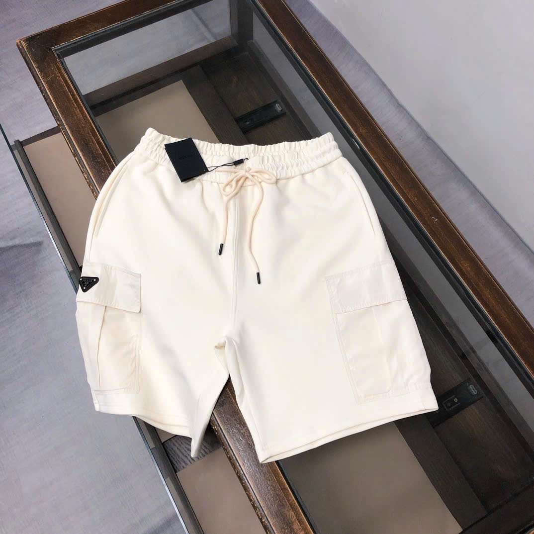 프라다 앞뒤 로고 남성 캐주얼 반바지 (2컬러)