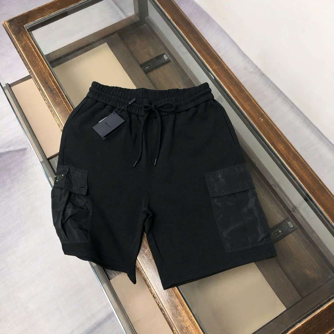 프라다 앞뒤 로고 남성 캐주얼 반바지 (2컬러)
