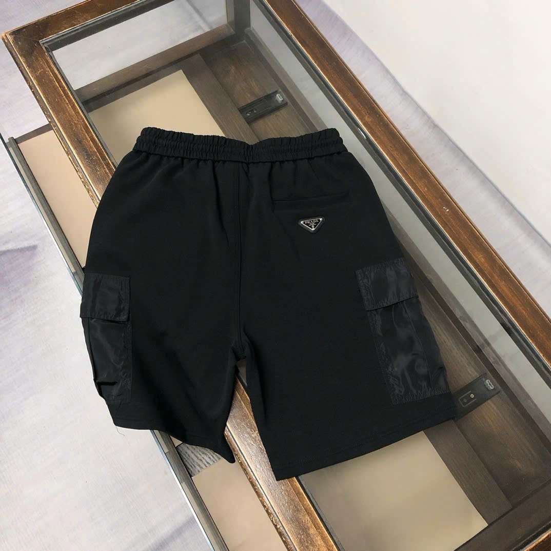 프라다 앞뒤 로고 남성 캐주얼 반바지 (2컬러)