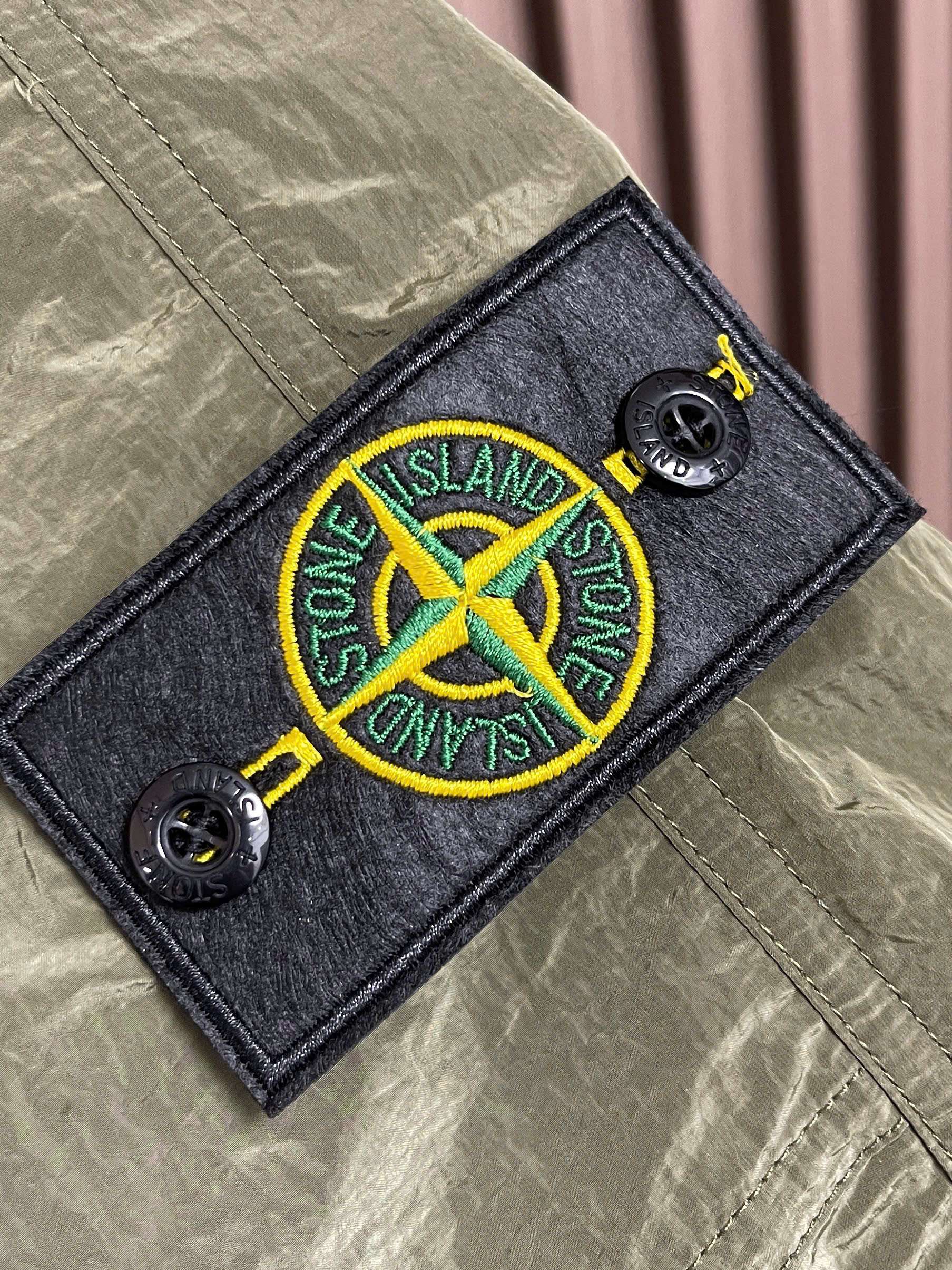 스톤아일랜드 시그니처 로고 남성 하의 (2컬러)