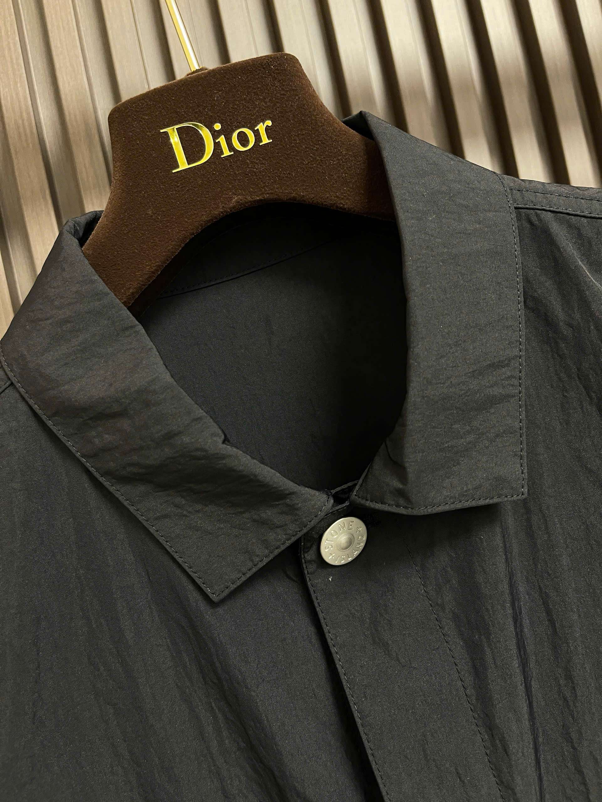 스톤아일랜드 소매 로고 남성 상의