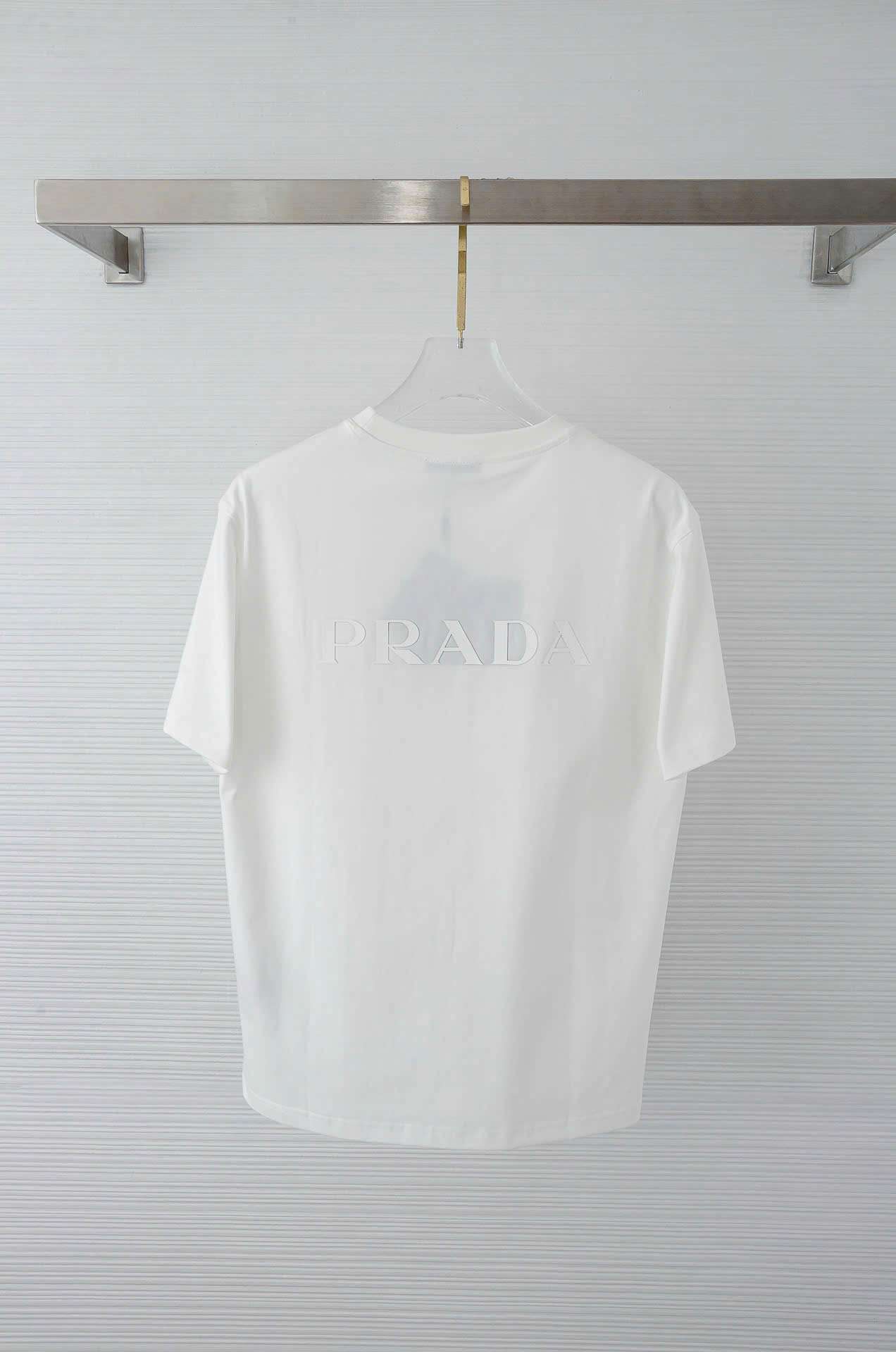 프라다 앞뒤 로고 남성 반필티 (2컬러)