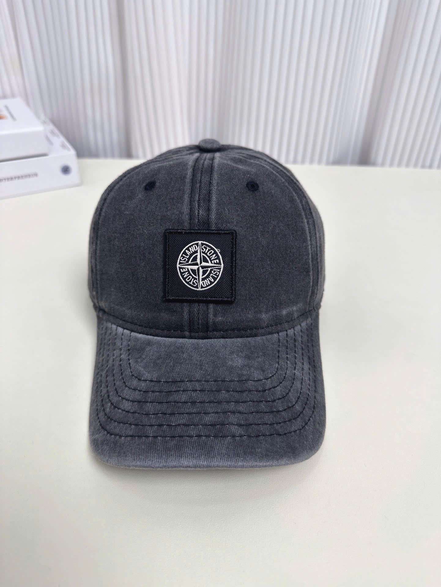 스톤아일랜드 시그니처 로고 남여공용 모자