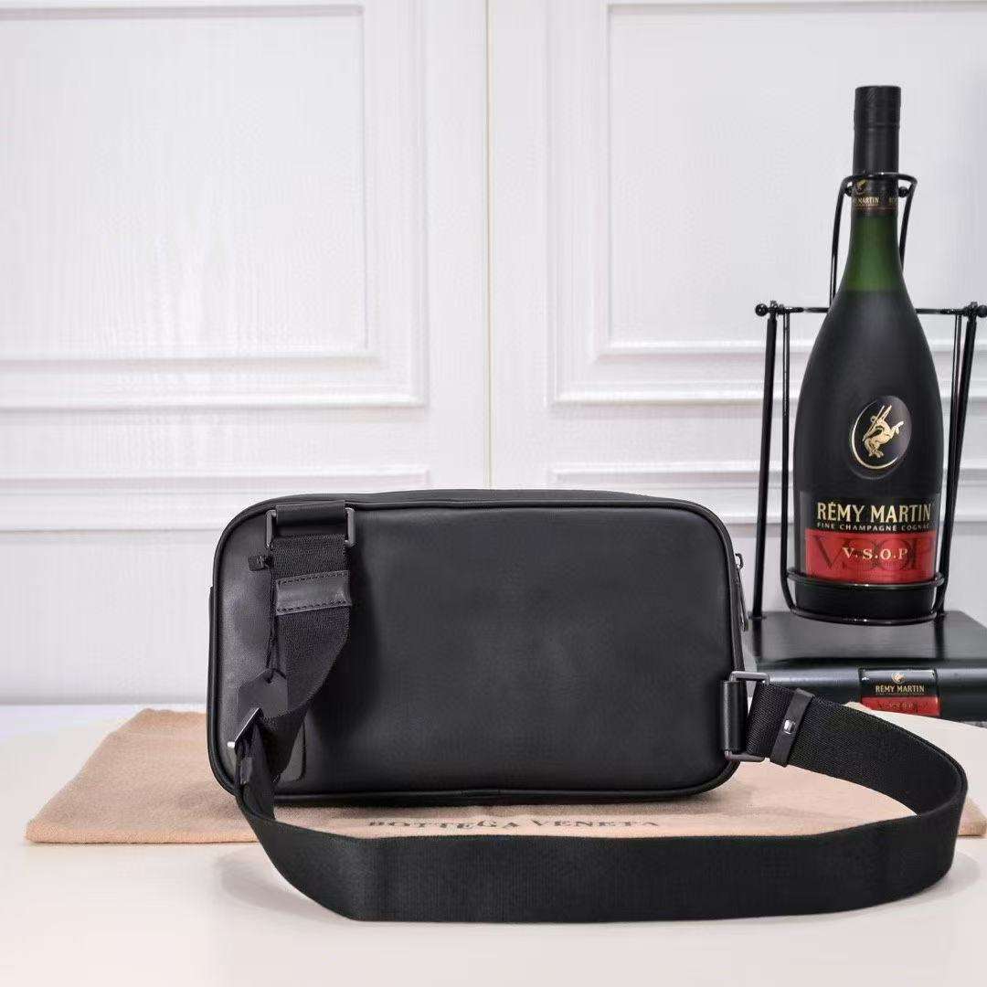 보테가 Classic 남성 가방