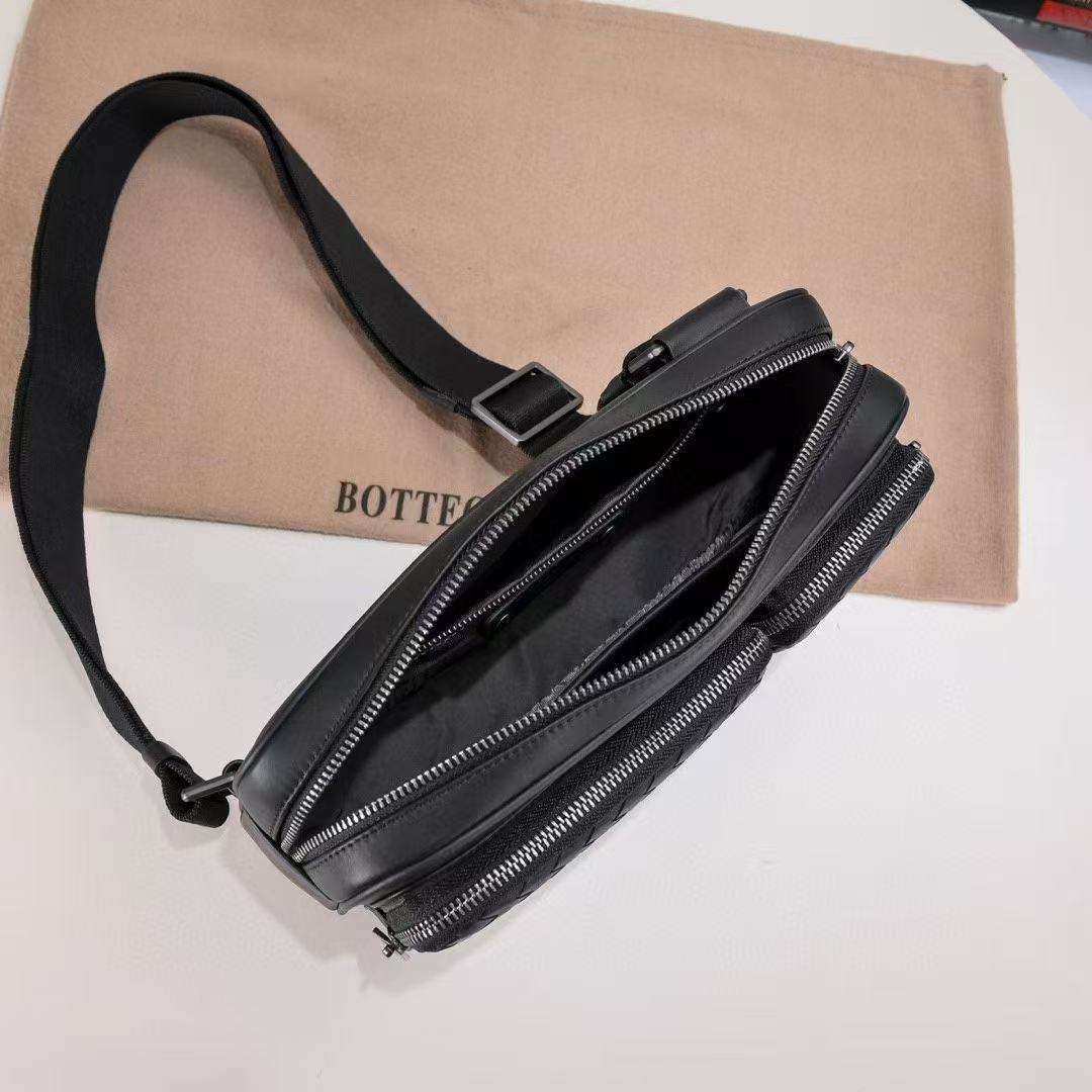 보테가 Classic 남성 가방