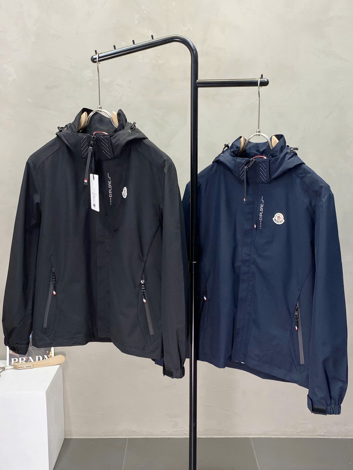 몽클레르 가슴 로고 남성 자켓 (2컬러)