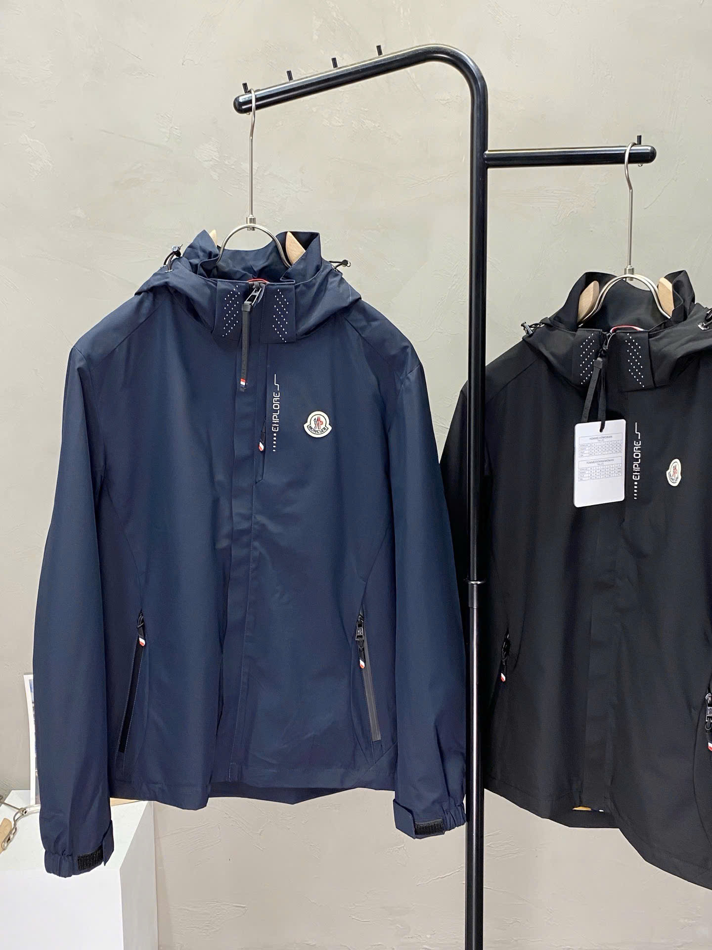 몽클레르 가슴 로고 남성 자켓 (2컬러)