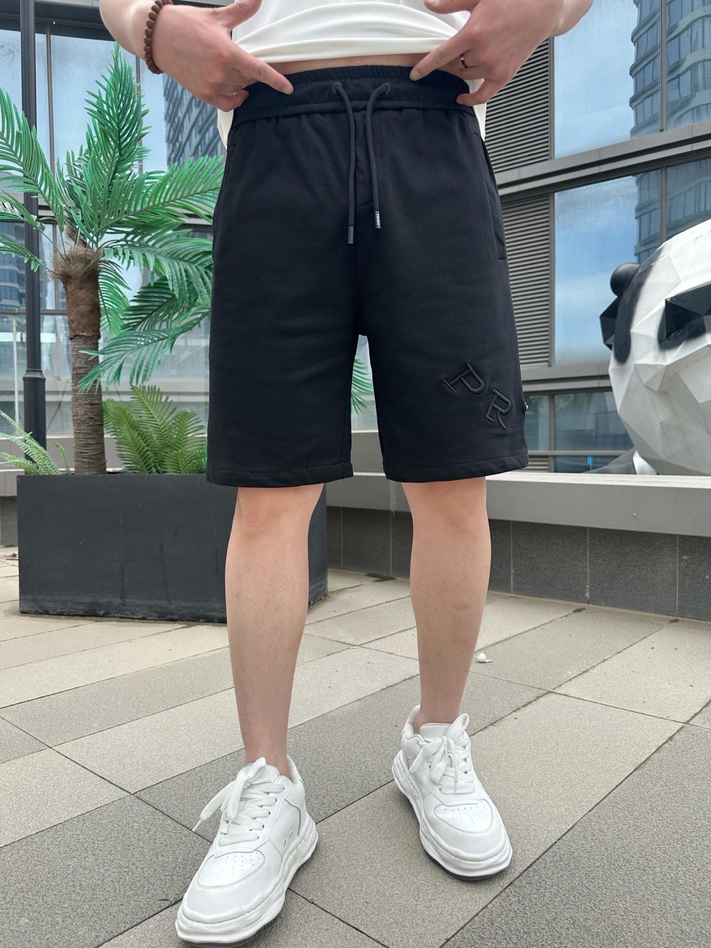 프라다 클래식 로고 반바지