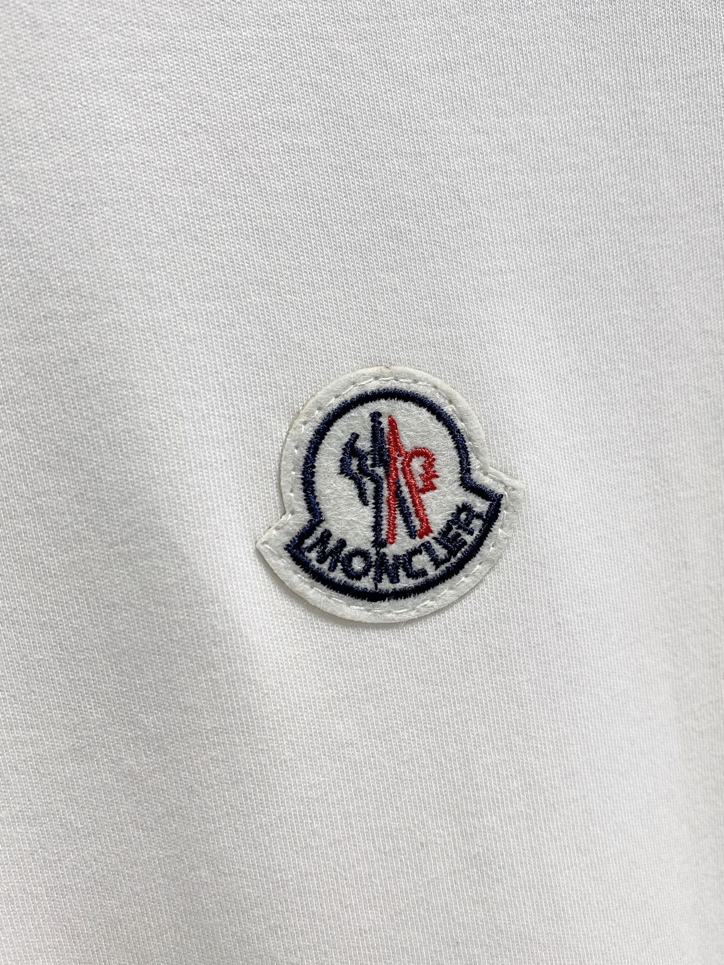 몽클레르 가슴 로고 남성 킨팔티 (2컬러)