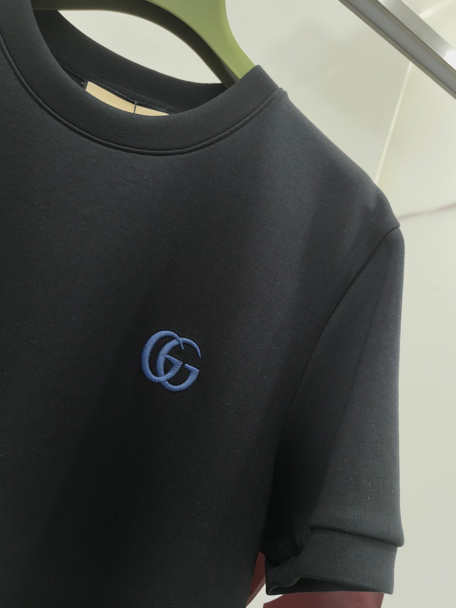 디올 가슴 자수 로고 남성 반팔티 (2컬러)