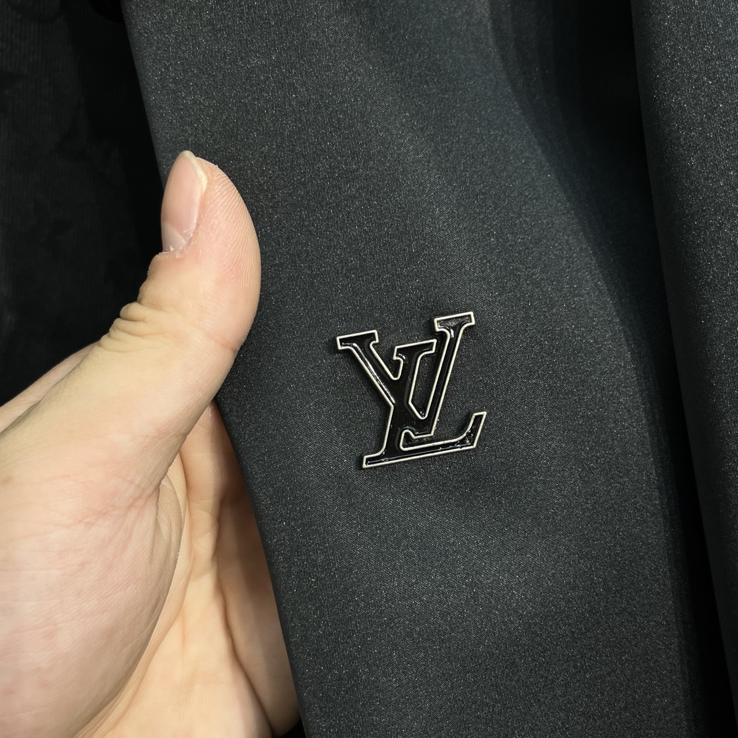 루이비통 소매 로고 남성 자켓