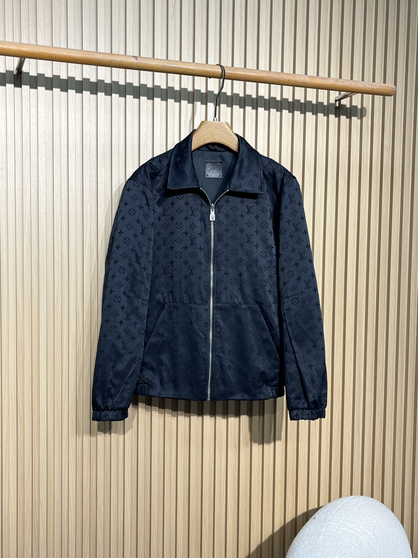 루이비통 소매 로고 남성 자켓