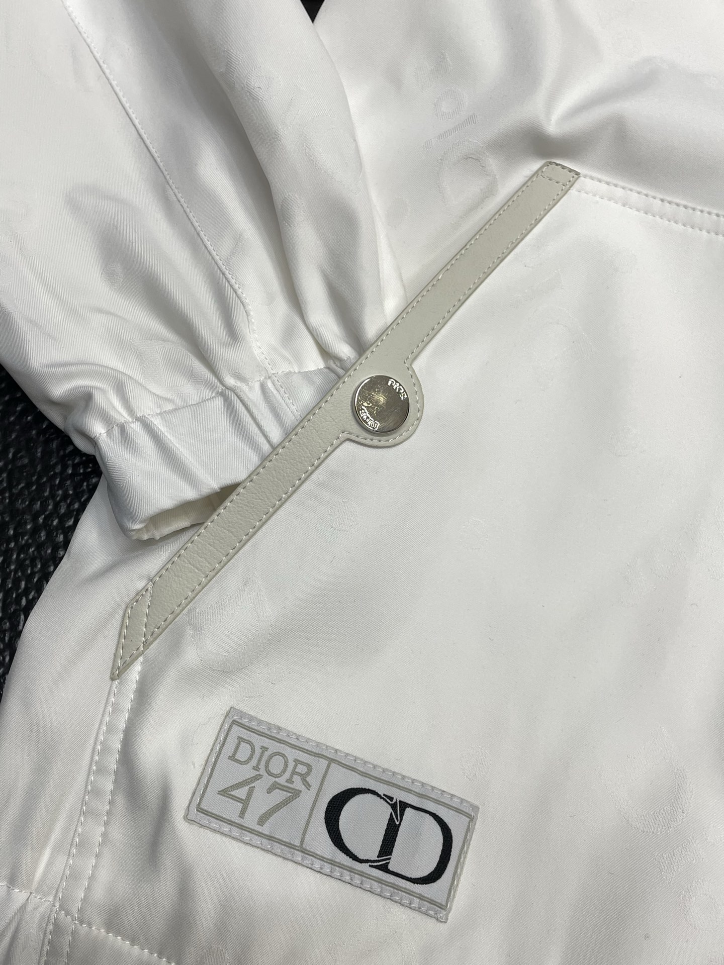 디올 클래시스 로고 남성 자켓 (2컬러)