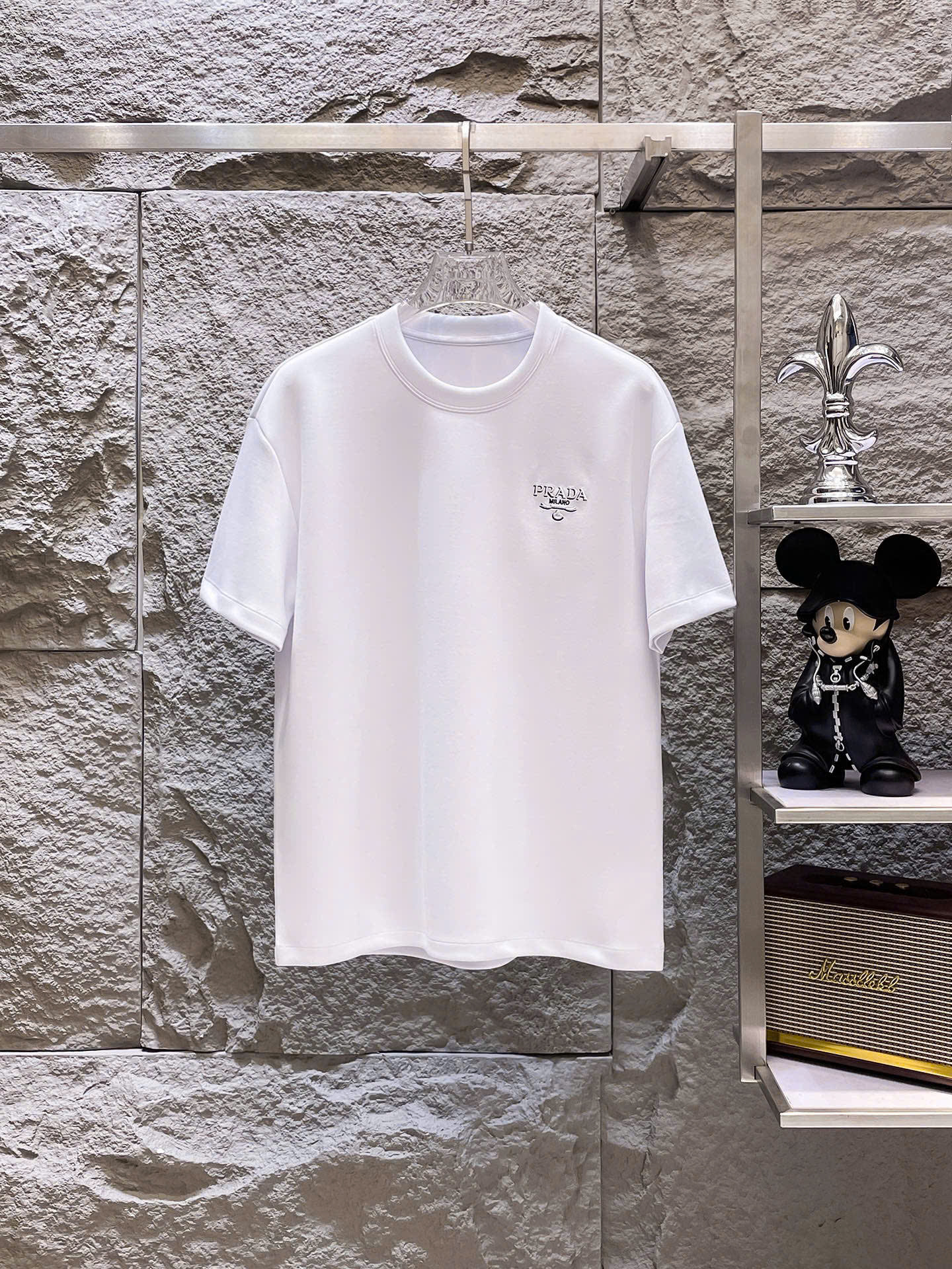 프라다 자수 로고 남성 반팔티 (6컬러)