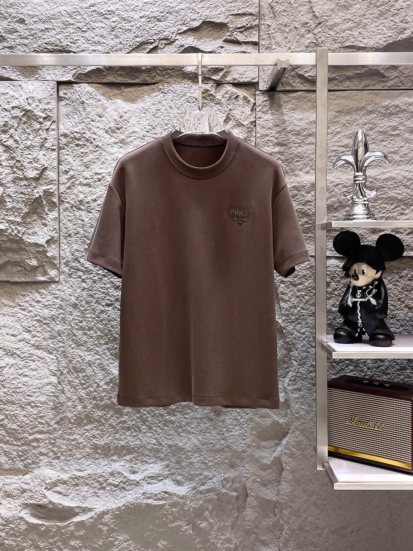 프라다 자수 로고 남성 반팔티 (6컬러)